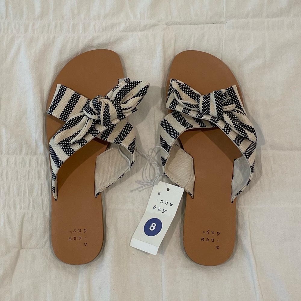 A New Day Sandals - Size 8 (NWT)